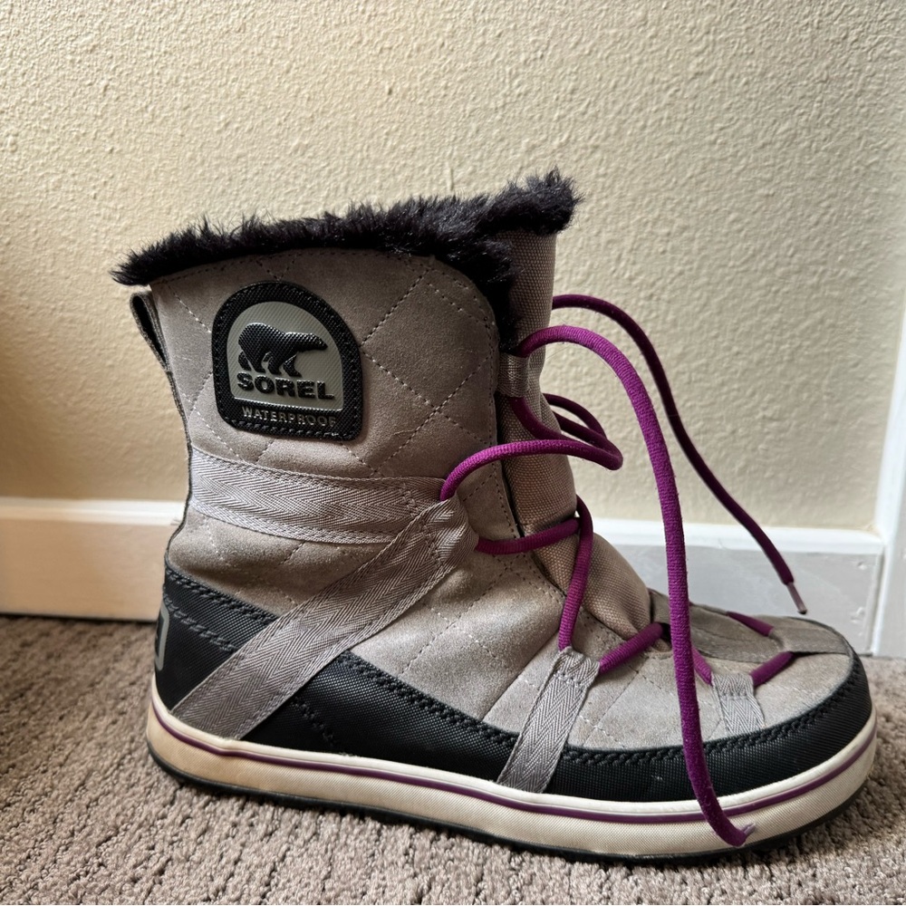 Sorel Glacy Explorer Shortie Waterproof Boot, Size 10